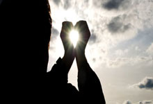 赛场上演连环进球，东南亚喜迎晋级